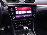 Škoda Superb 2,0 TDI 140kW DSG CZ Sportline - náhled 24