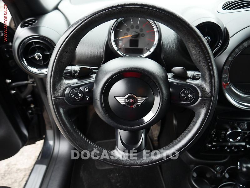 Mini Countryman (2014) 2.0D 4X4, 2.maj, AT, kůže - fotka 16 z 19