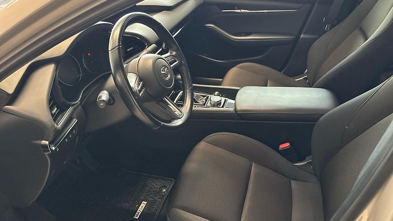Mazda 3 (2023) 2.0 G122 Plus PO 1. MAJITELI - fotka 6 z 22