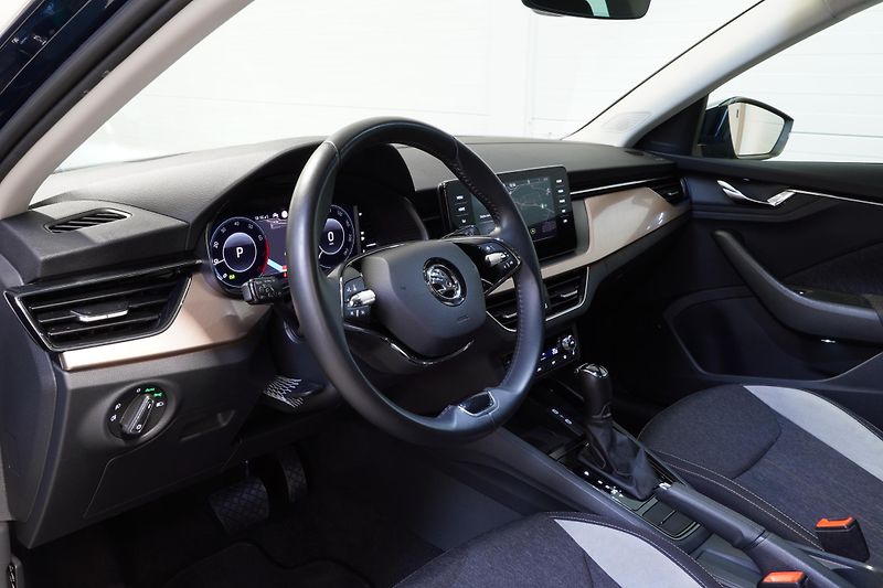 Škoda Scala 1.5TSI,DSG,ČR,STYLE,125 LET - fotka 13 z 31