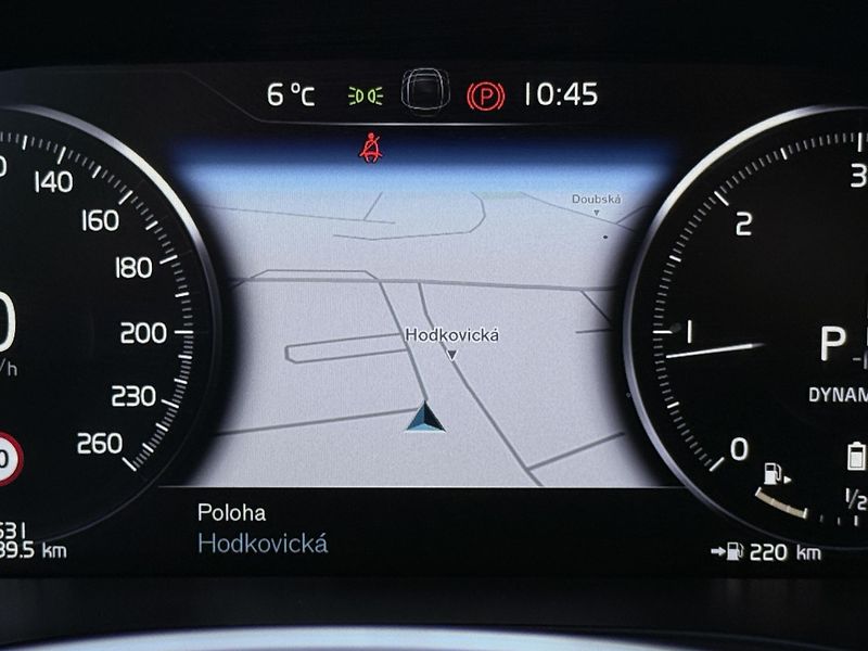 Volvo XC60 B4 AWD INSCRIP. // nezáv. top. - fotka 31 z 48