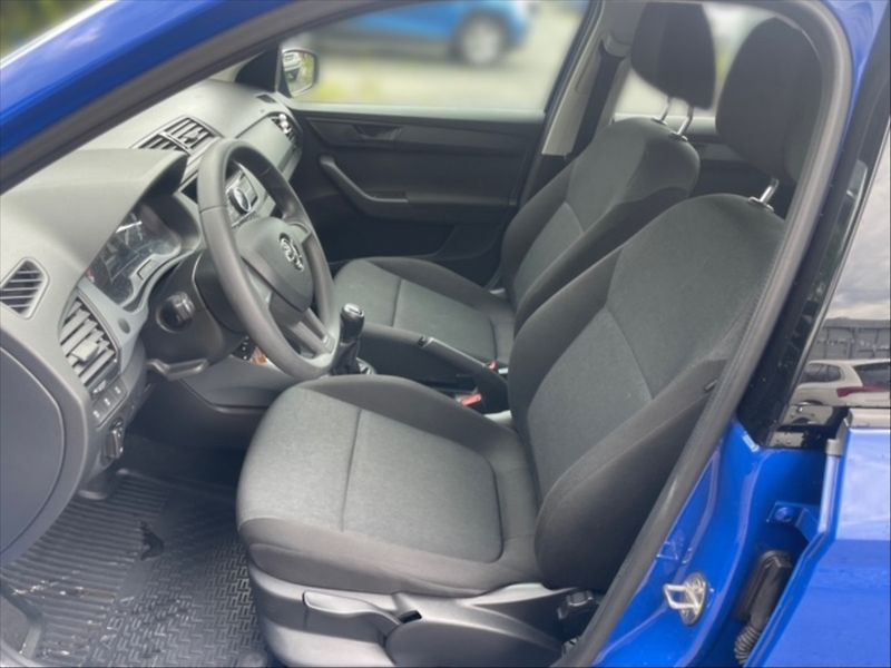 Škoda Fabia 1,0 TSI 70 Active - fotka 7 z 11