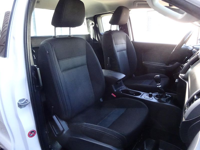 Ford Ranger XLT - fotka 30 z 35