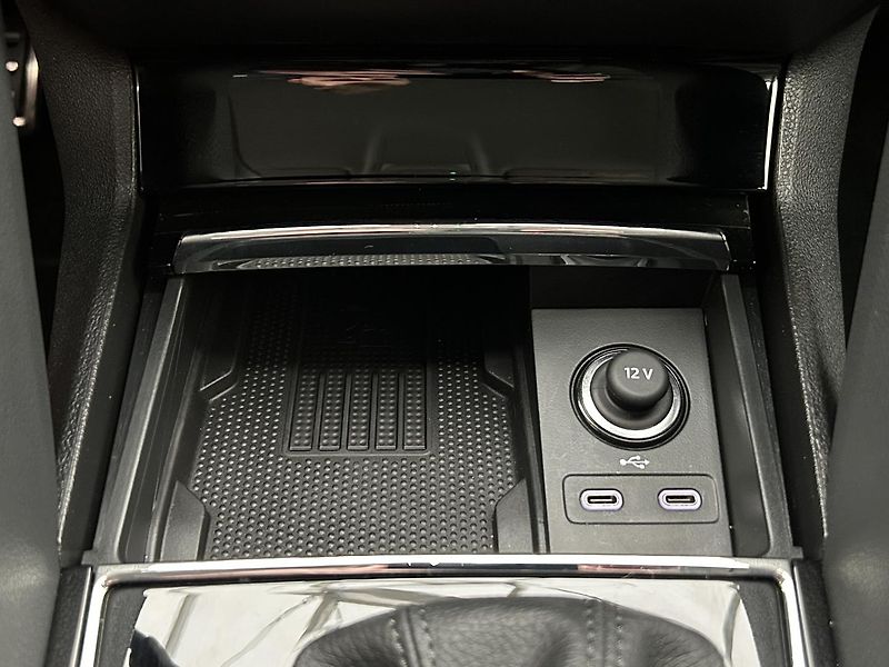 Škoda Karoq 2.0 TDI 4x4 Top selection - fotka 20 z 29