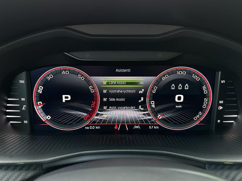 Škoda Kamiq 1.0TSi DSG Monte Carlo 116PS M - fotka 24 z 47