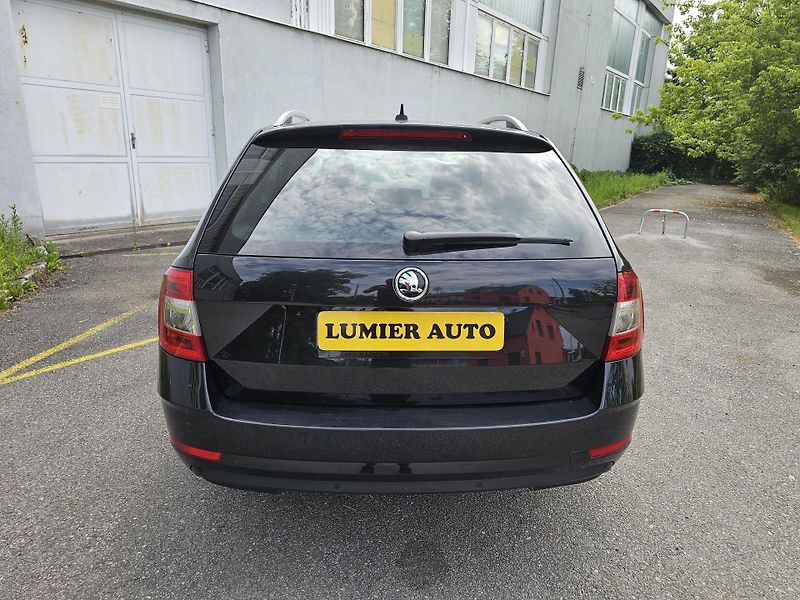Škoda Octavia (2017) 1.6TDI HOCKEY EDITION - fotka 4 z 17