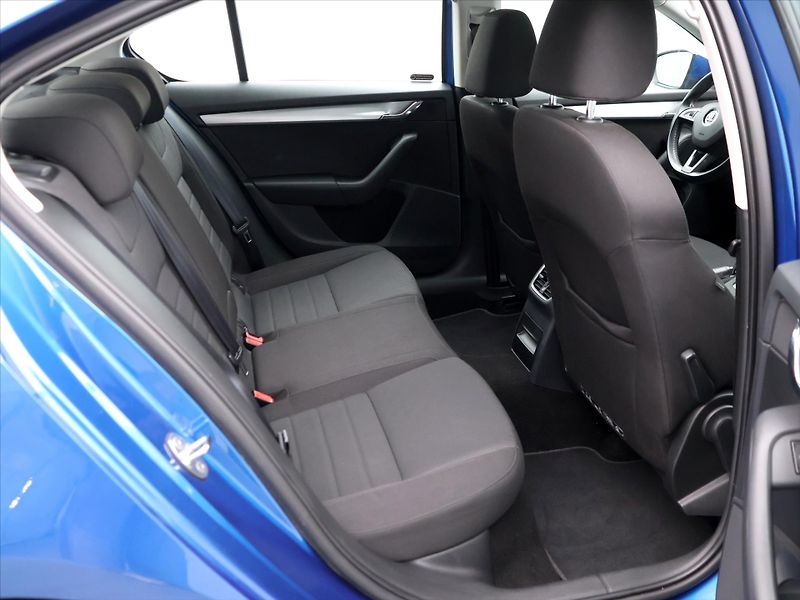 Škoda Octavia 2,0 TDI 110kW Elegance CZ - fotka 12 z 33