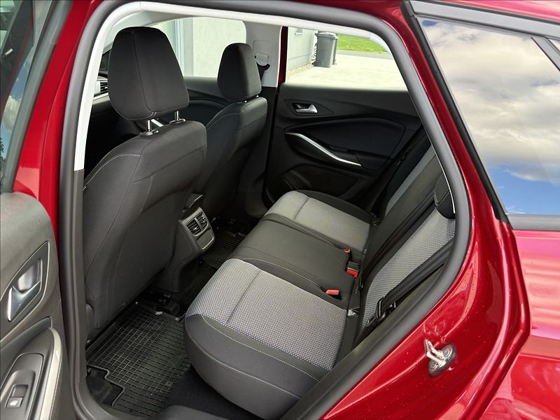 Opel Grandland 1,2 TURBO 96 KW MT6 CZ ZÁRUKA - fotka 24 z 27