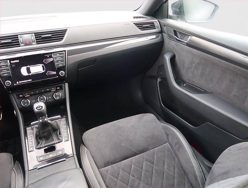 Škoda Superb (2016) 2.0 TDI, 4X4, Kůže, Navi - fotka 8 z 23