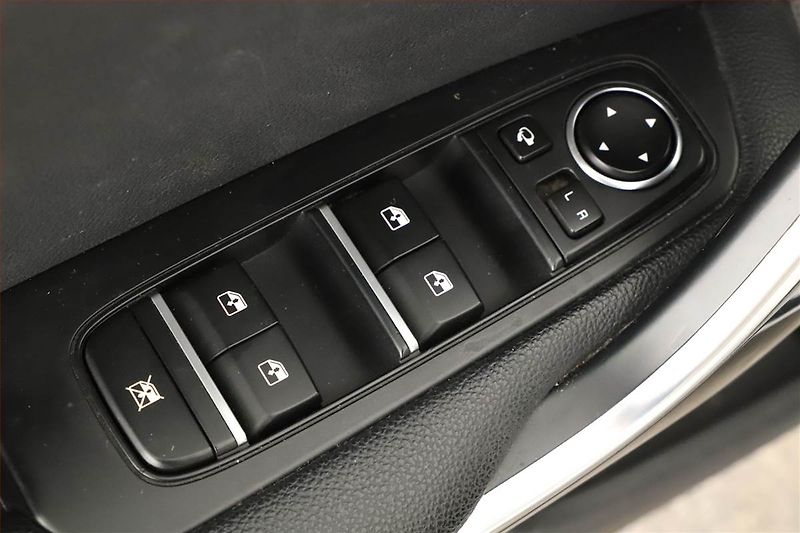 Kia Pro_Ceed (2019) 1.4 T-GDI, Serv.kniha, Navi - fotka 9 z 20