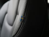 Volvo XC60 2,0 B4 AWD PLUS DARK 1. MAJ ČR - náhled 45