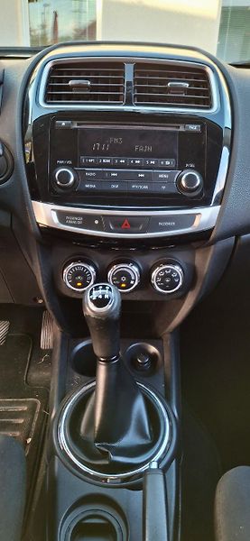 Mitsubishi ASX 1.6 MIVEC 86 kw - fotka 33 z 44