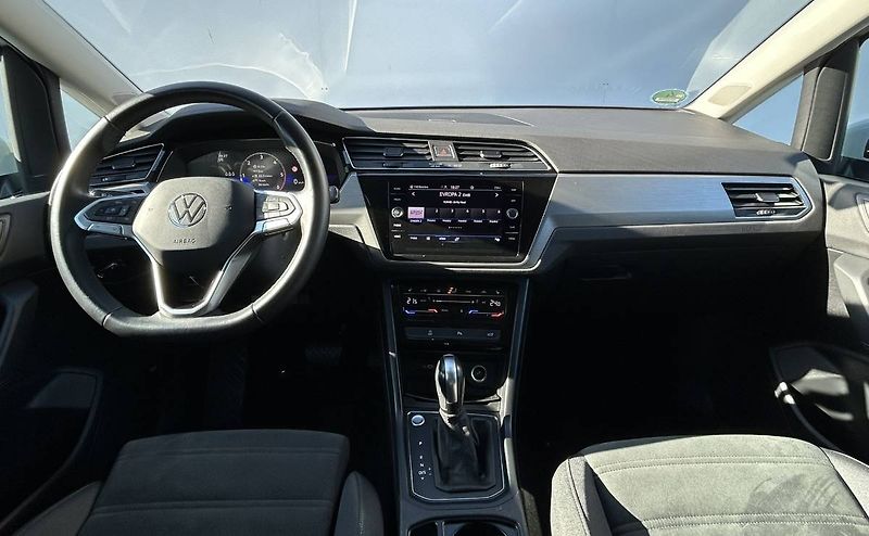 Volkswagen Touran (2023) 2.0 TDI 110kW DSG LED - fotka 5 z 35