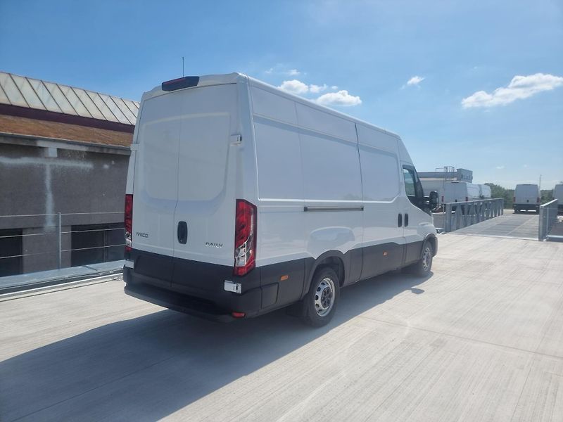 Iveco Daily (2026) 35S14/ L3H2/ 5r. záruka - fotka 4 z 10
