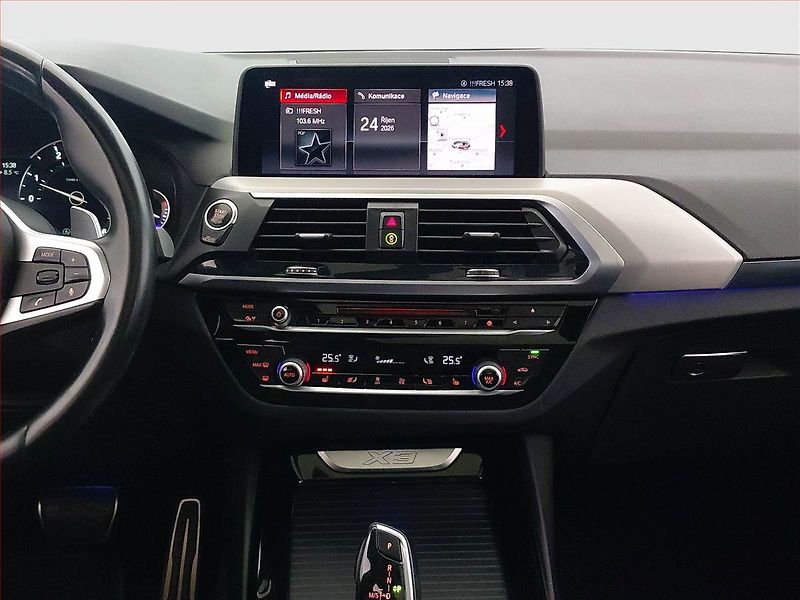BMW X3 (2019) xDrive20d - fotka 12 z 23