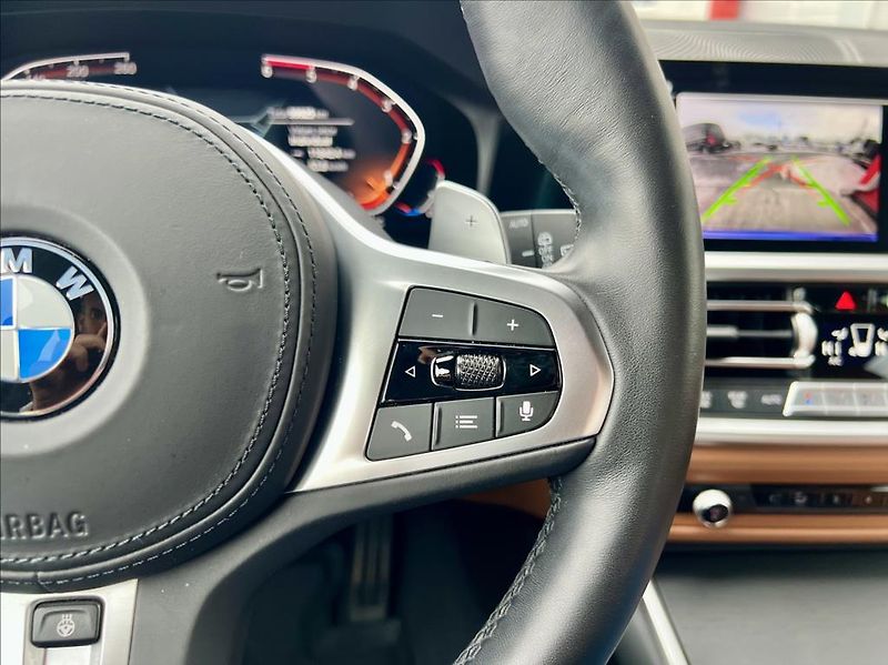 BMW Řada 3 330D xDrive M SPORT záruka - fotka 28 z 57