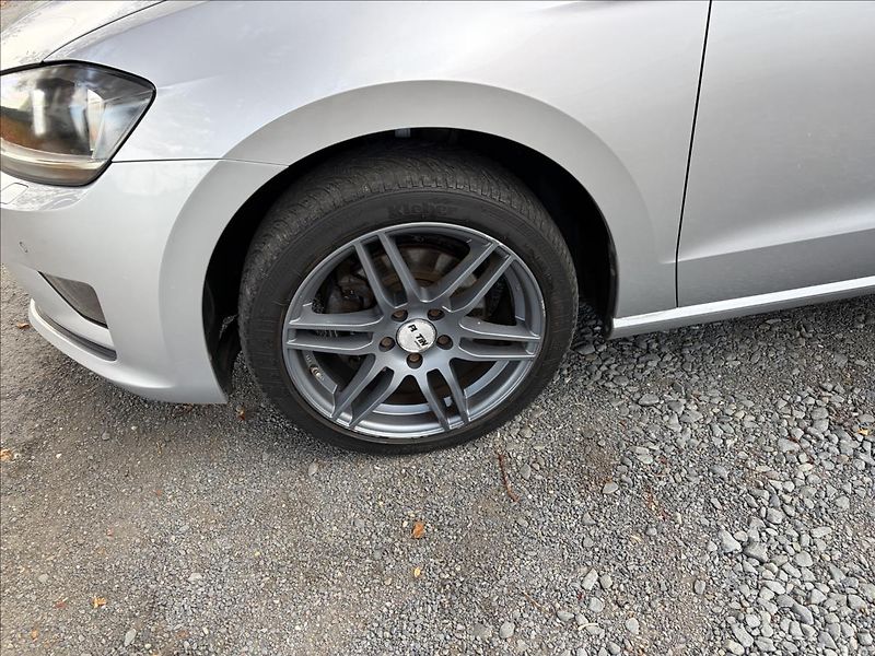 Volkswagen Golf Sportsvan 1,6 TDi 81kW  Serviska,Navigac - fotka 38 z 49