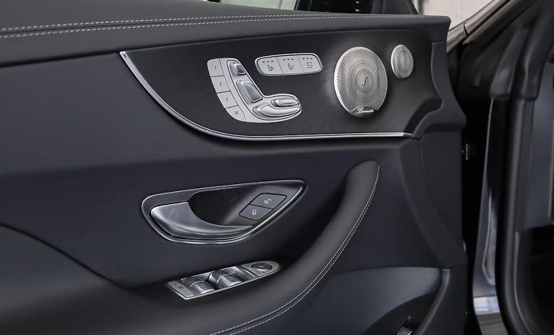 Mercedes-Benz Třídy E 53 AMG 4M 360kam Masáž sedadla - fotka 9 z 20