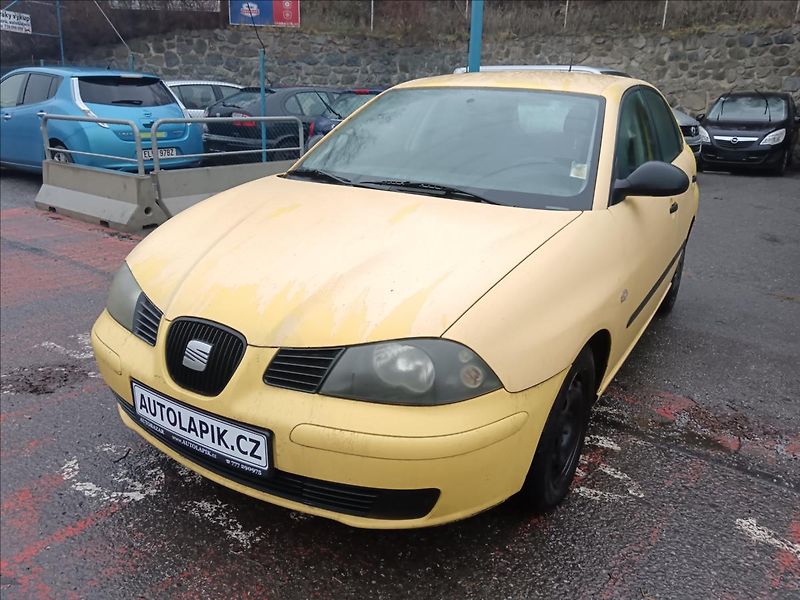Seat Ibiza 1,4 i Reference - fotka 3 z 16