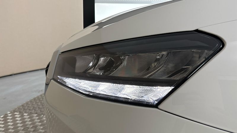 Škoda Fabia 1.0 TSI Style - fotka 18 z 23