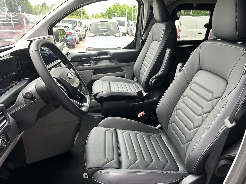 Ford Tourneo Custom Titanium L2 2.0 EcoBlue 110 kW - fotka 17 z 36