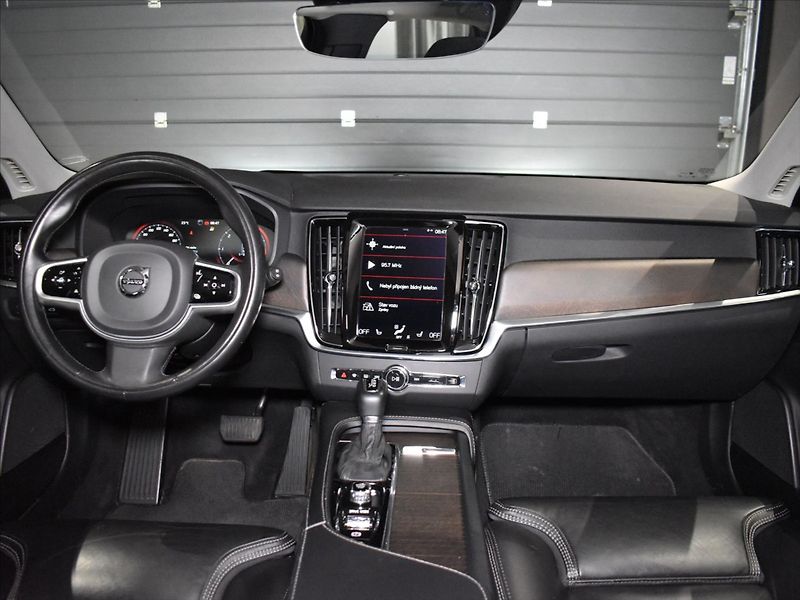 Volvo V90 2,0 CC D5 PRO Bezklíč,Tažný - fotka 13 z 26