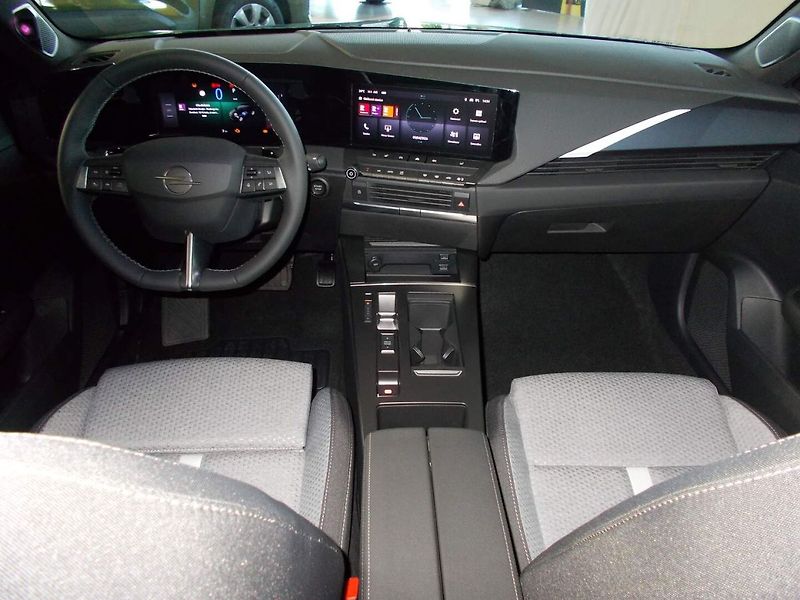 Opel Astra (2026) Nova Edition ST Hybrid 1.2 TUR - fotka 12 z 30