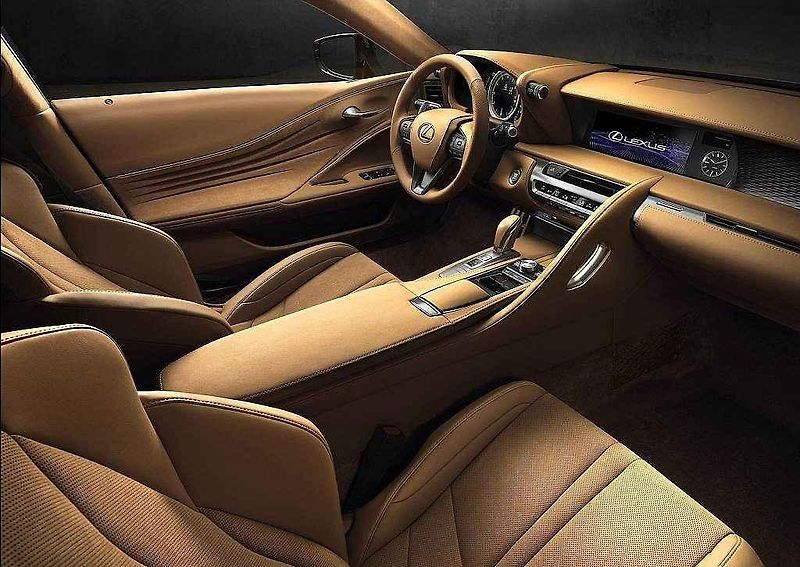 Lexus LC 500.