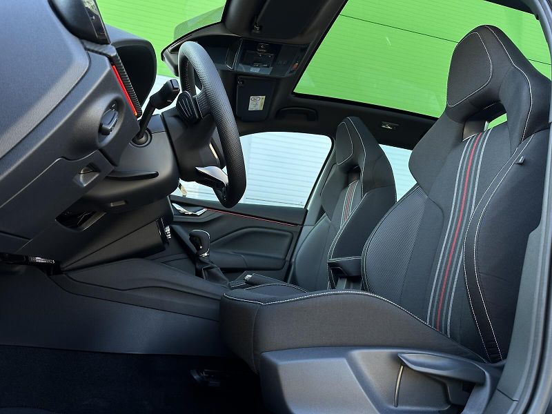 Škoda Kamiq 1.0TSi DSG Monte Carlo 116PS M - fotka 13 z 41