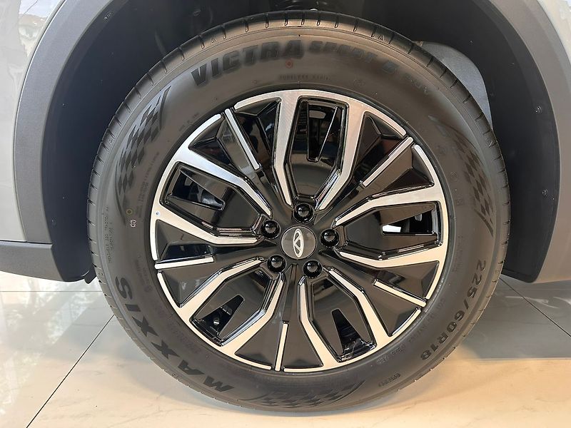 Chery Tiggo 7 (2026) LUXURY 1,6 T-GDI - fotka 11 z 12