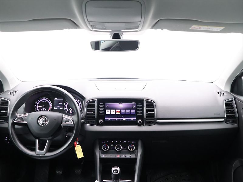 Škoda Karoq 2,0 TDI 110kW 4x4 CZ LED 2.Maj - fotka 25 z 33