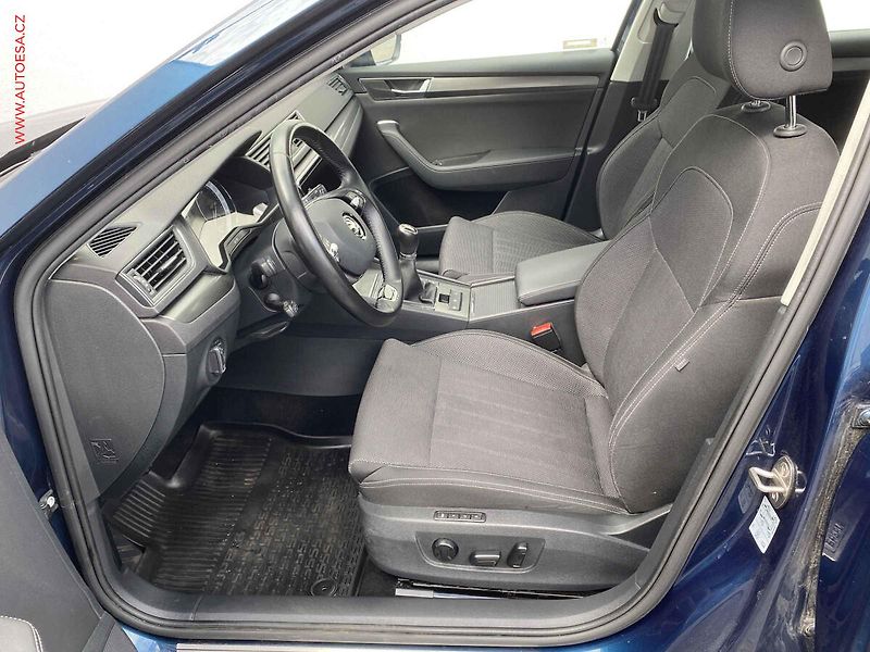 Škoda Superb (2020) 2.0 TDi, 1.maj,ČR, Style - fotka 9 z 20