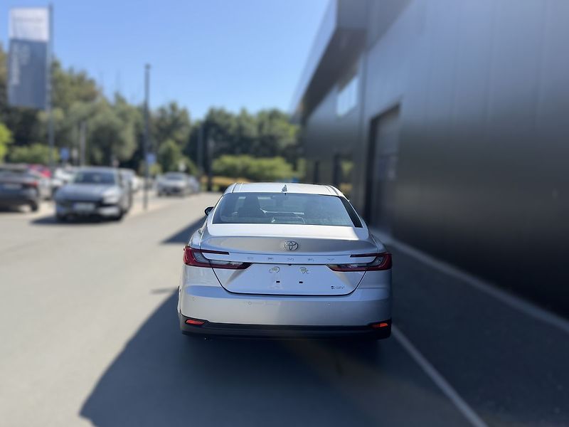Toyota Camry Prestige - fotka 4 z 5