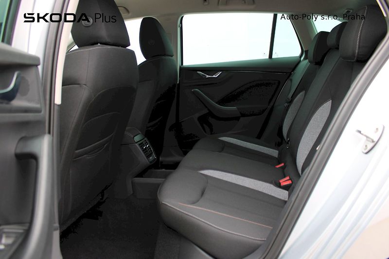 Škoda Scala (2025) Selection 1,0 TSI 85kW - fotka 22 z 25