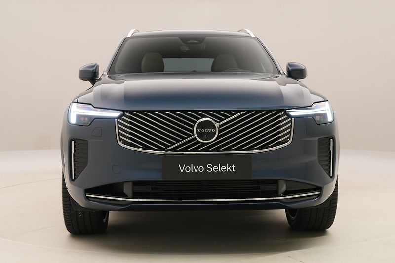 Volvo XC90 T8 AWD RECHARGE BRIGHT ULTRA 7 - fotka 16 z 73