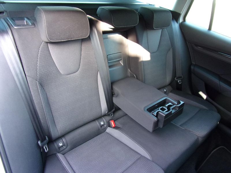 Škoda Octavia 2.0TDi DSG 142 000KM FULL VIRT - fotka 19 z 22