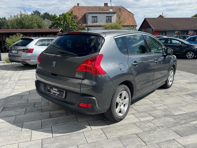 Peugeot 3008 (2010) 1,6 HDI 80 Kw - fotka 5 z 30