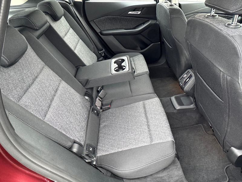 BMW Řada 2 (2024) LED, ACC, Kamera,2xAL sada kol - fotka 19 z 48