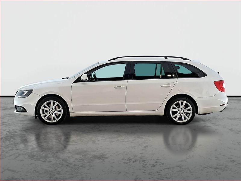 Škoda Superb (2014) Ambition 2.0 TDI, Xenony - fotka 3 z 15