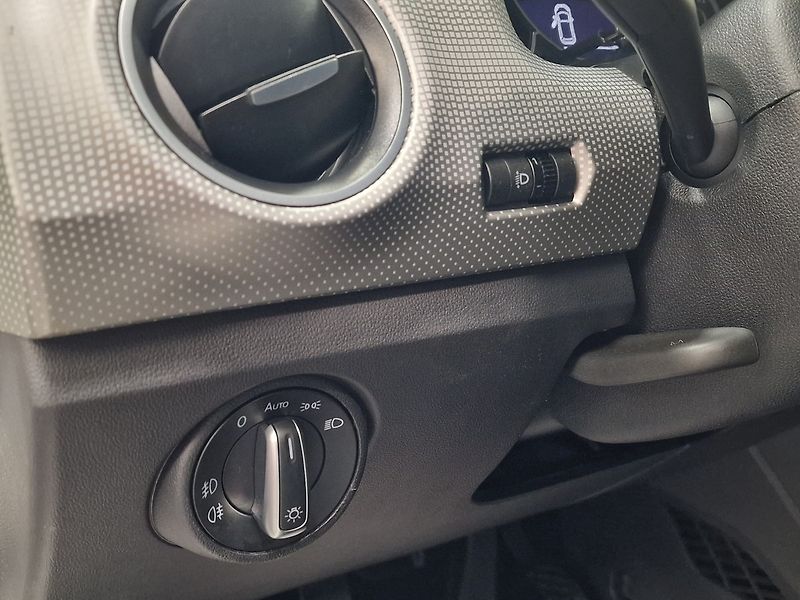 Volkswagen up! (2019) 1.0 ECO Záruka - fotka 16 z 53