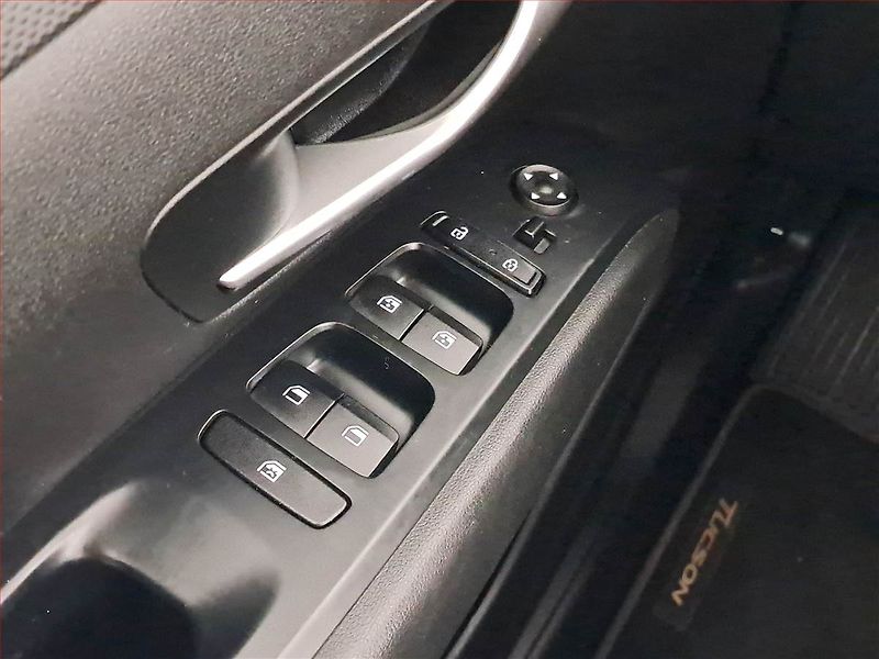 Hyundai Tucson (2023) 1.6 T-GDI, ČR,1.maj - fotka 17 z 20
