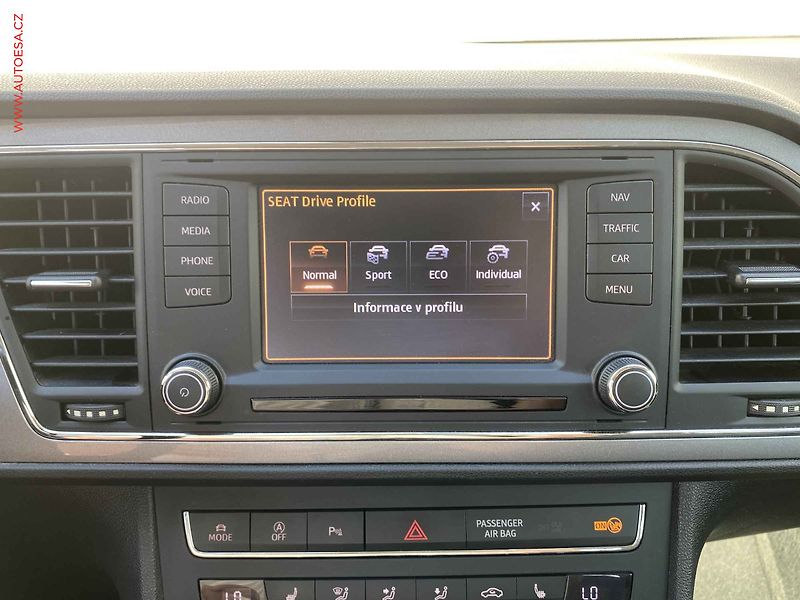 Seat Leon (2013) 1.4 TSi, FR, LED, navi - fotka 17 z 19