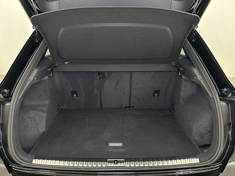 Audi Q3 SUV 0 - fotka 10 z 26