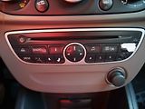 Renault Mégane (2010) 1.6i, 1.maj,ČR, AC, tempo - náhled 18