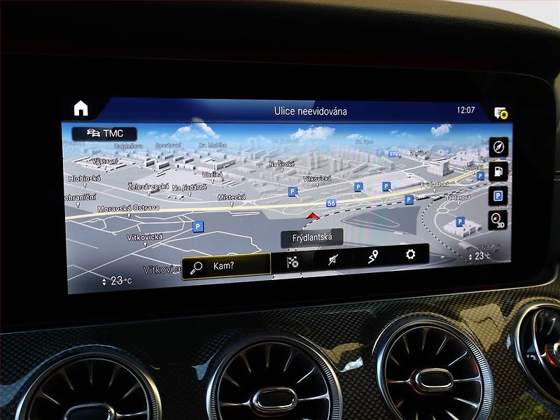 Mercedes-Benz CLS (2021) 400 d 4MATIC - fotka 16 z 28