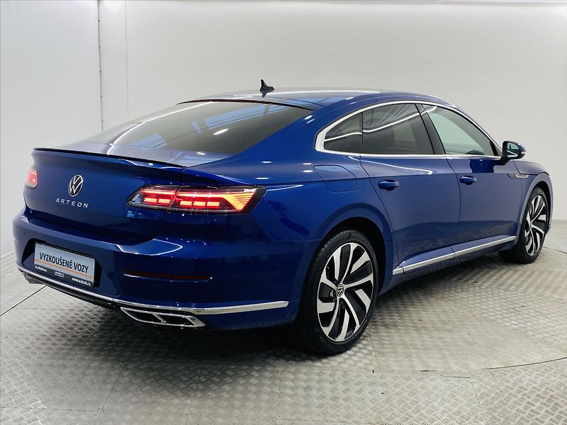 Volkswagen Arteon 2,0 TDi 147kW DSG R-LINE - fotka 2 z 28