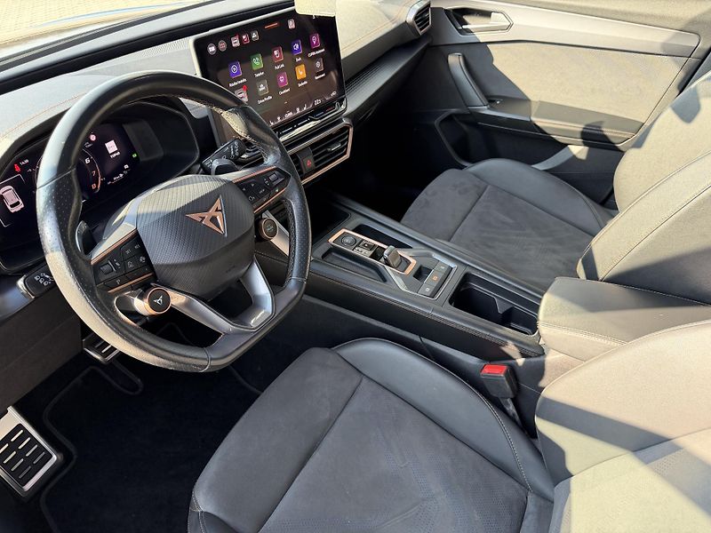 Cupra Leon (2025) VZ 2.0TSI 245kW 4X4 SP DSG TOP - fotka 19 z 44