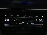 Volkswagen Passat 2,0 TDI 110kW DSG Matrix DPH - náhled 28