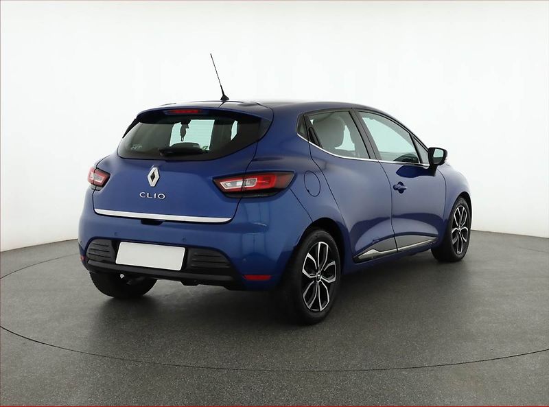 Renault Clio (2016) 1.2 TCe, Automat, Navi - fotka 5 z 18