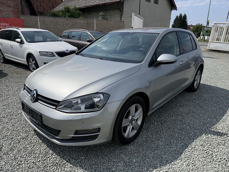 Volkswagen Golf 1.2 TSI COMFORTLINE - fotka 3 z 13